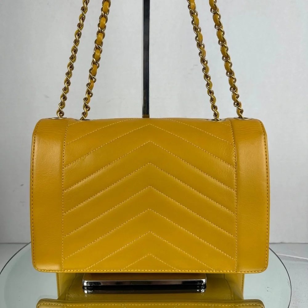 CHANEL CC CHAIN LEATHER SHOULDER/CROSSBODY BAG & Petit GST Bag - Picture 6 of 16